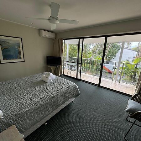 Le Court Villas Noosa Heads Bagian luar foto