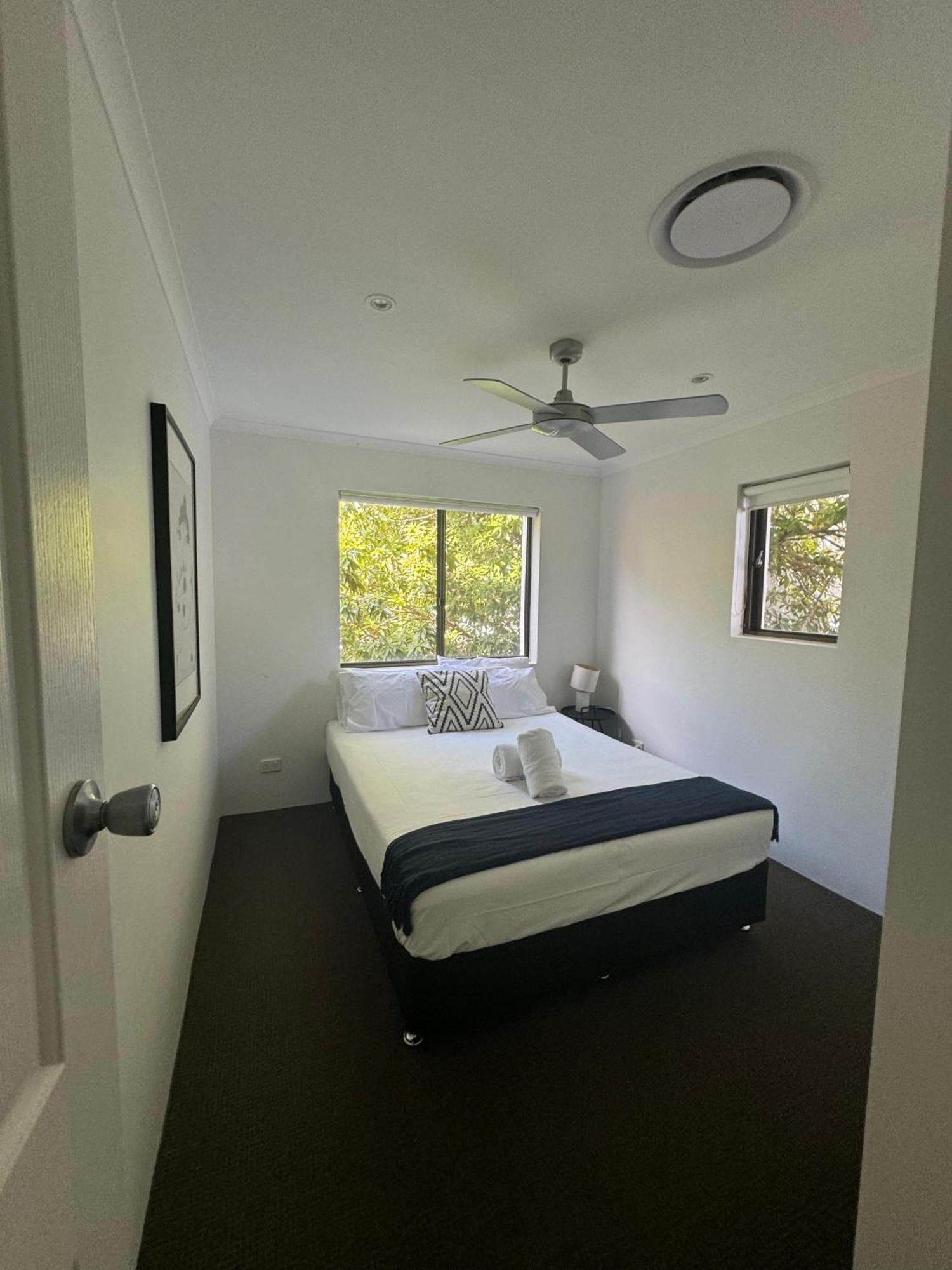 Le Court Villas Noosa Heads Bagian luar foto