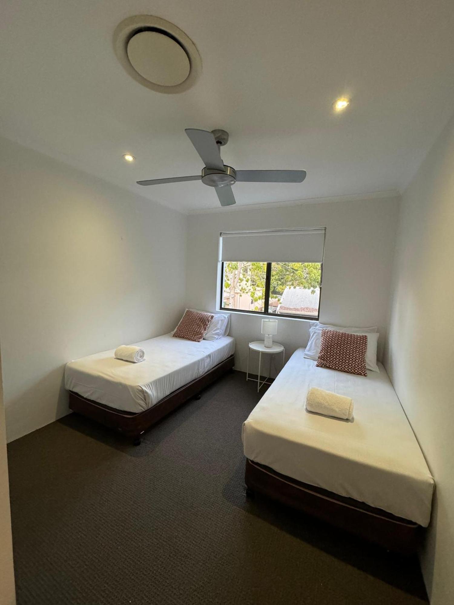 Le Court Villas Noosa Heads Bagian luar foto