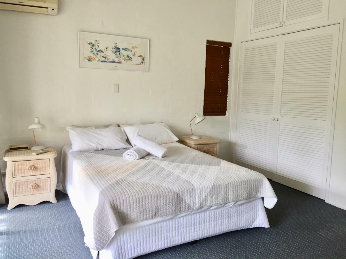 Le Court Villas Noosa Heads Bagian luar foto